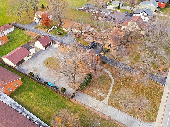 3rd image of 16432 Cottage Grove Ave