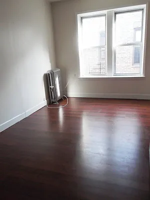 Rented by Bohemia Realty Group | media 7