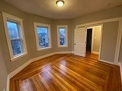 5th image of 136-138 Greenwood St
