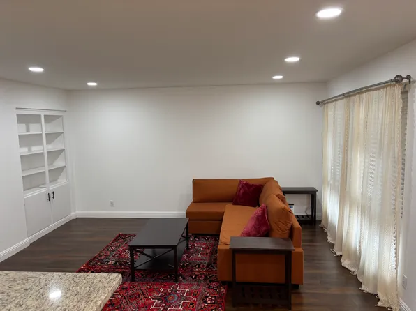3015 Los Prados St, San Mateo, CA 94403