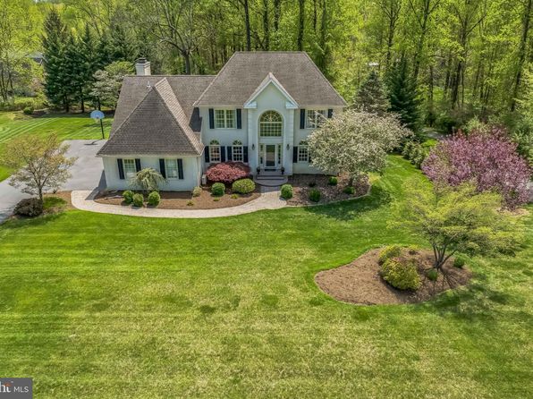 1307 New Virginia Rd, Downingtown, PA 19335