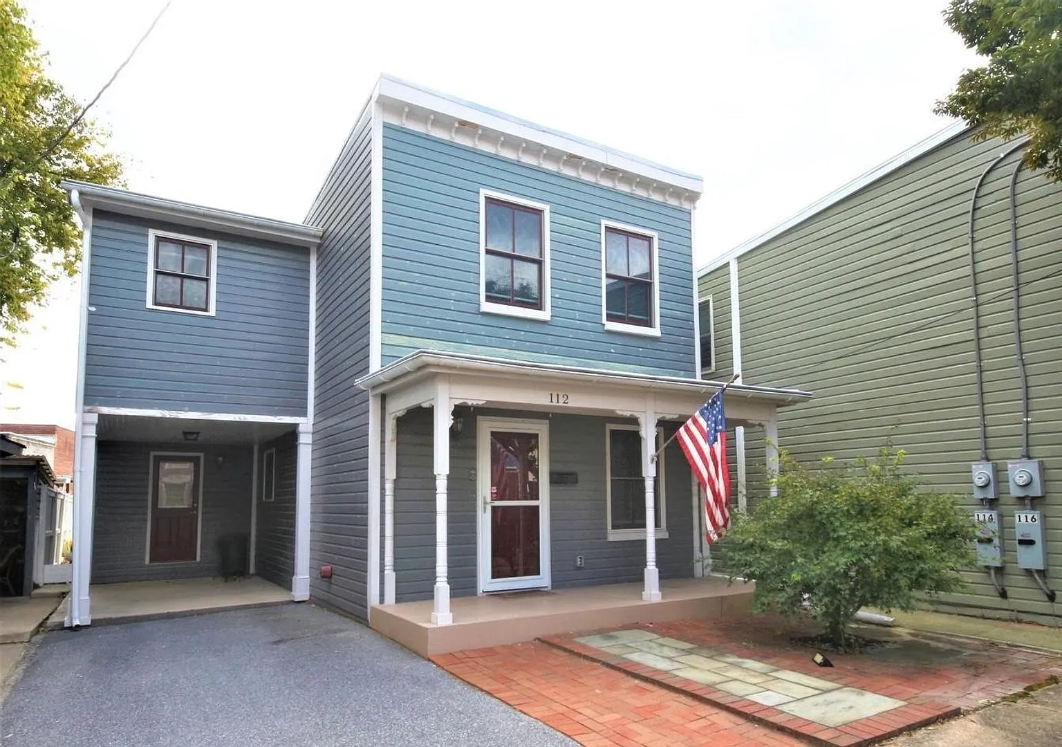 Updated Downtown Frederick Property in prime location available mid August! — Photo 1