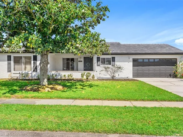 10107 Mason Dixon Cir, Orlando, FL 32821
