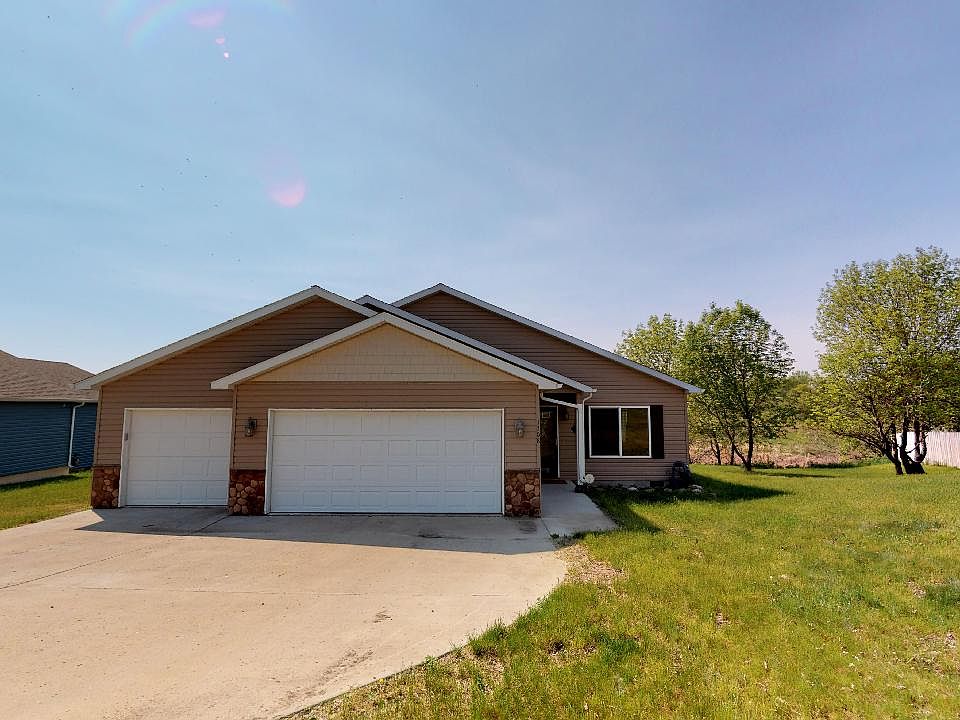 1708 Rivers Edge Dr SE, Minot, ND 58701 Zillow