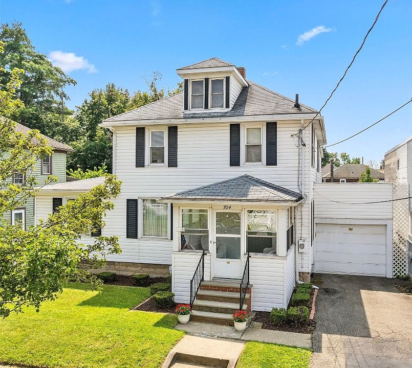 304 Massachusetts Ave, Endicott, NY 13760 Zillow