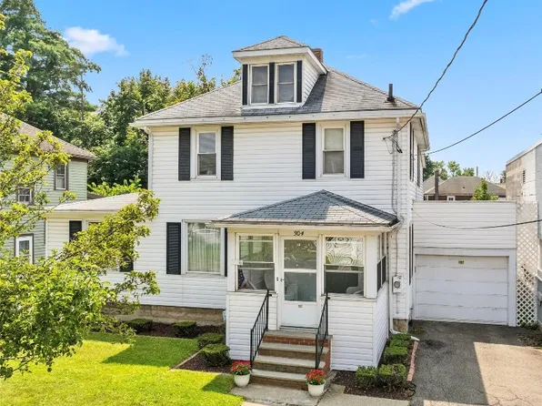 304 Massachusetts Ave, Endicott, NY 13760