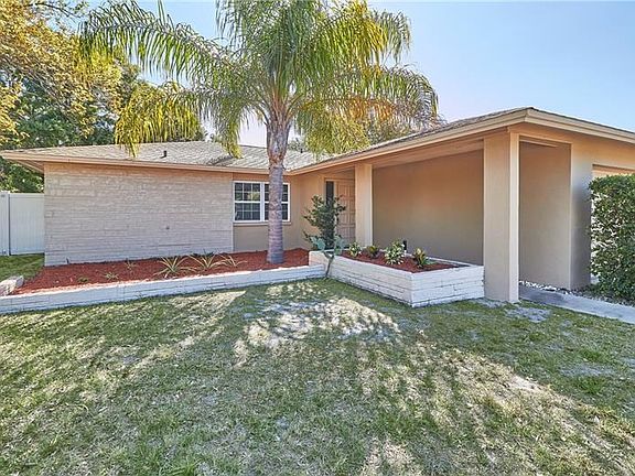 Spotless and COMPLETELY RENOVATED 3/2/2 Greenbriar cutie that is MOVE IN CONDITION!!