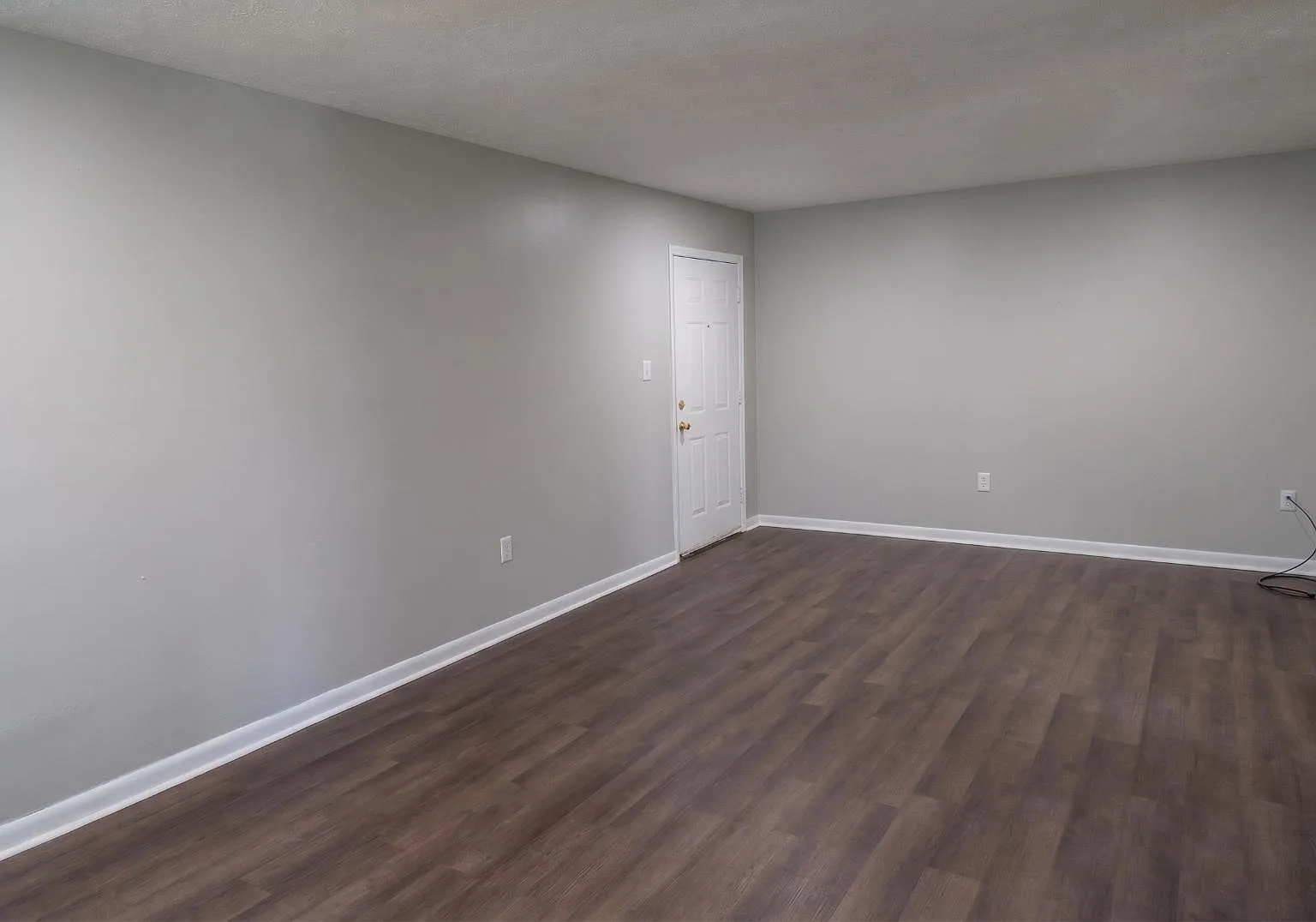 343 Cherrydale Ave - UNIT3 — Photo 1