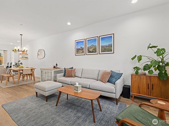 4th image of 4203 SW Raymond Street