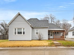 309 N 3rd St, Knoxville, IA 50138