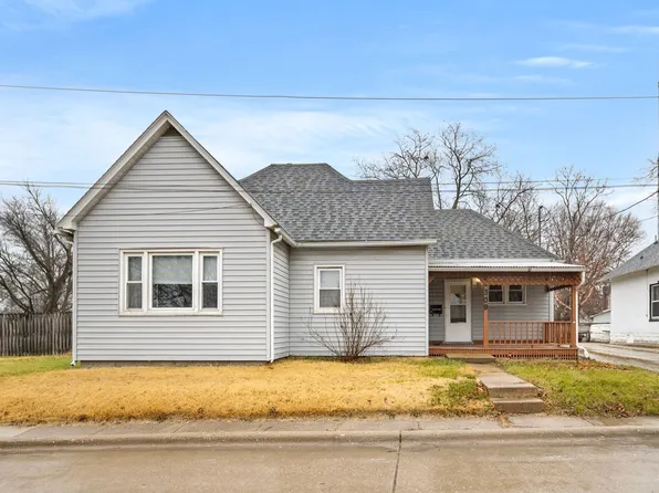 309 N 3rd St, Knoxville, IA 50138
