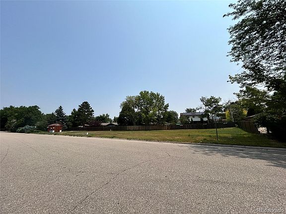 4th image of 2604 N Custer Drive