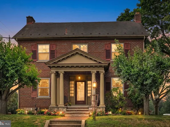 325 Reber St, Shoemakersville, PA 19555