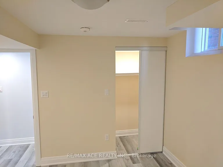 29 Frampton Rd #BASEMENT — Photo 13