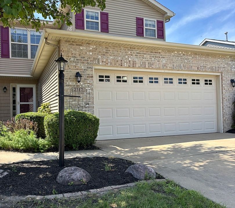 1st image of 2517 Pembrook Point