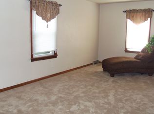 1218 Courtland Rd, Weirton, WV 26062