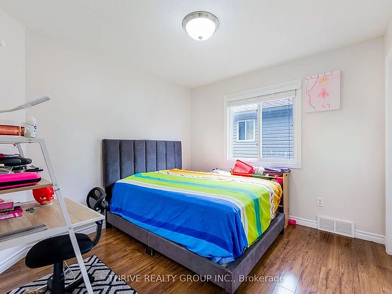 1737 Mickleborough Dr #UPPER — Photo 18