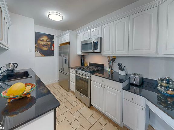 2nd image of 233 E 86th St APT 19A