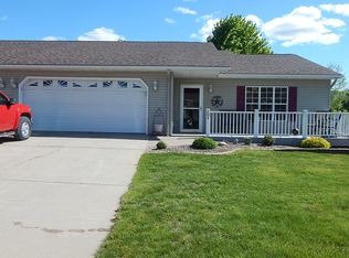 704 Trisdahl Ct, Rushford, MN 55971