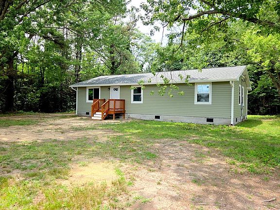 2nd image of 855 Hull Neck Rd