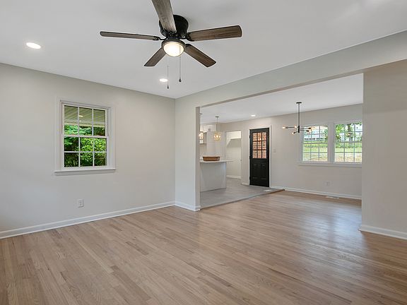 5th image of 1823 Cascade St