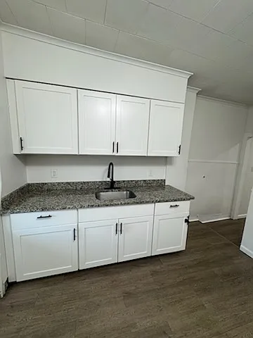 3 bed, 1.5 bath, 2000 sqft, $1,550 — Photo 3