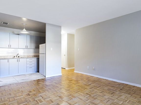 4th image of 3328 Weston Rd #1519356