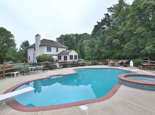63 Arabian Way, Holland, PA