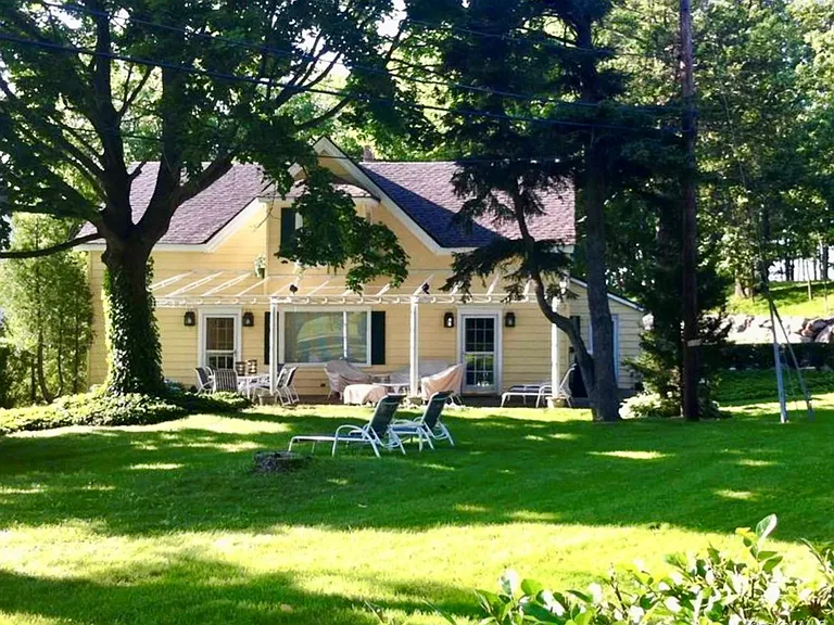330 Centre Island Rd — Photo 23