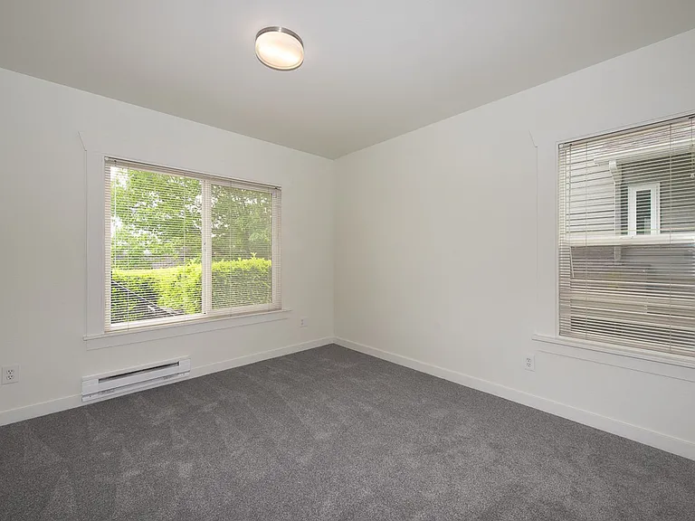 804 NW Market Street — Photo 7