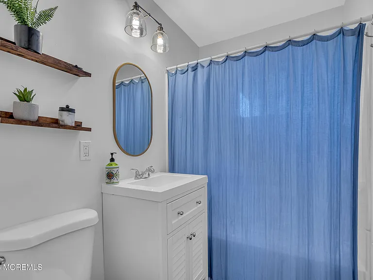 20 Venetian Ct — Photo 22