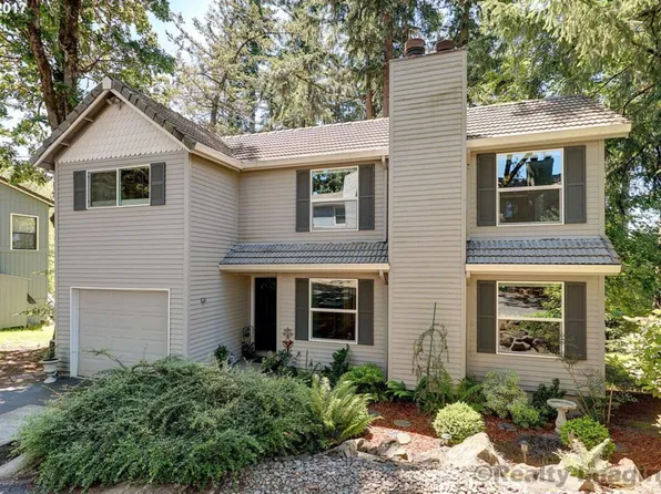 12340 NW McDaniel Rd APT 8, Portland, OR 97229