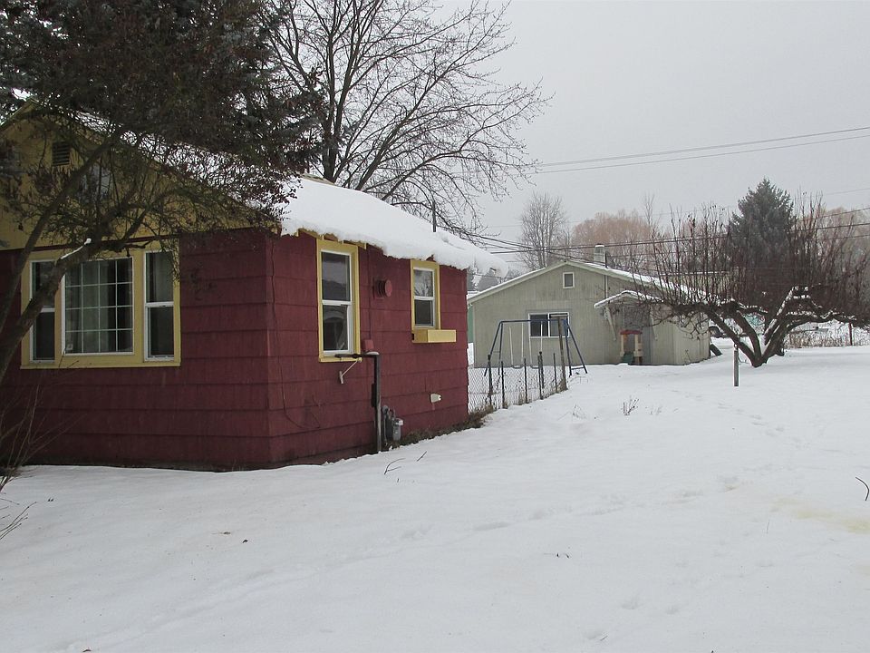 1st image of 108 1/2 W King Ave #A