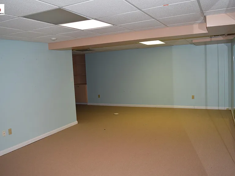 1566 Heron Cir — Photo 19