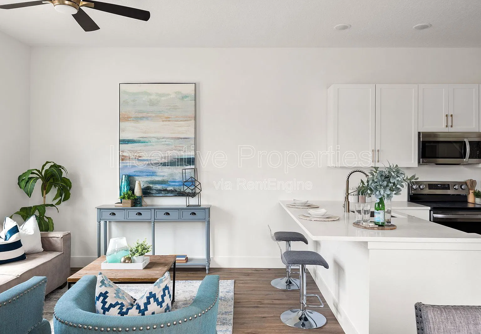 3 bed, 2.5 bath, 1465 sqft, $1,999 — Photo 4
