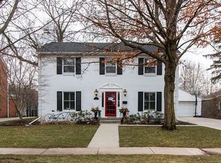 2936 Hall St SE, East Grand Rapids, MI 49506