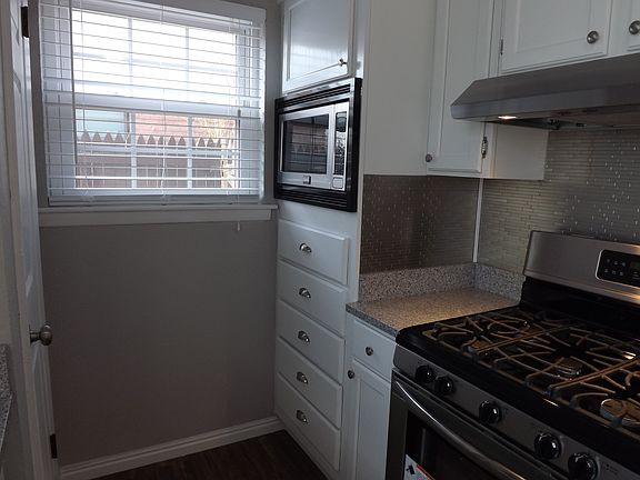5th image of 5215 Loyce Ave