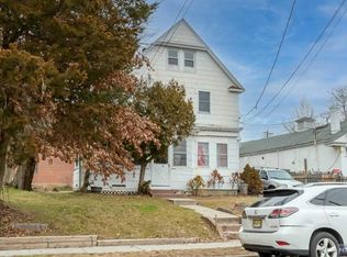 12 Orchard St, Hillsdale, NJ 07642