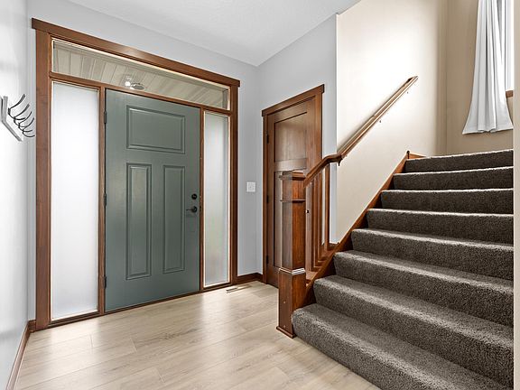 2nd image of 1002 9th Ave NW