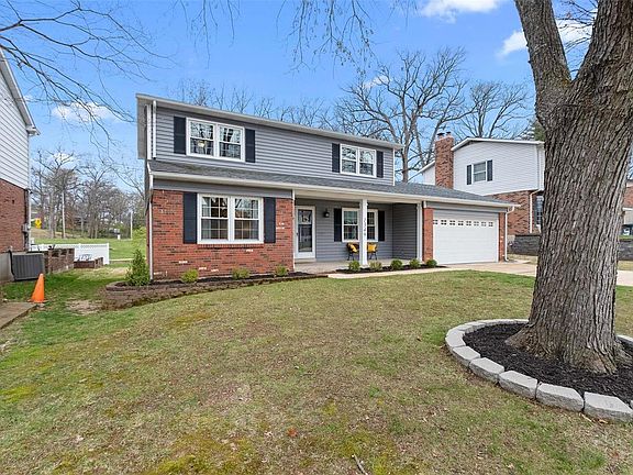2nd image of 1349 Dalcrest Ln