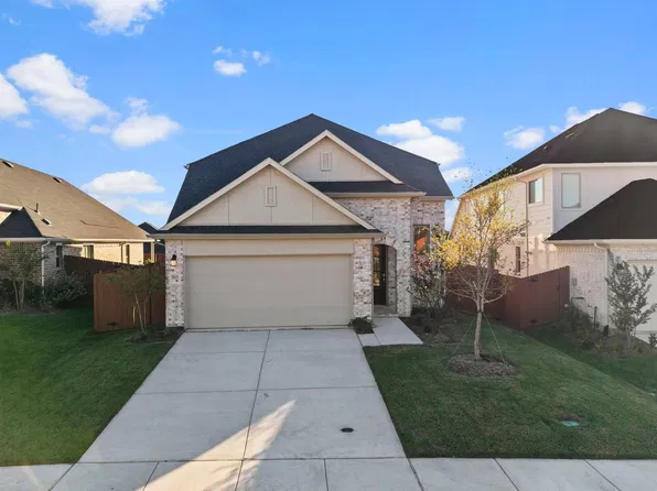3933 Avendale Dr, Crandall, TX 75114