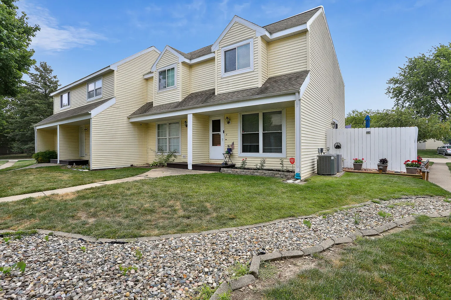 2311 Galen Dr Unit 4 photo 1