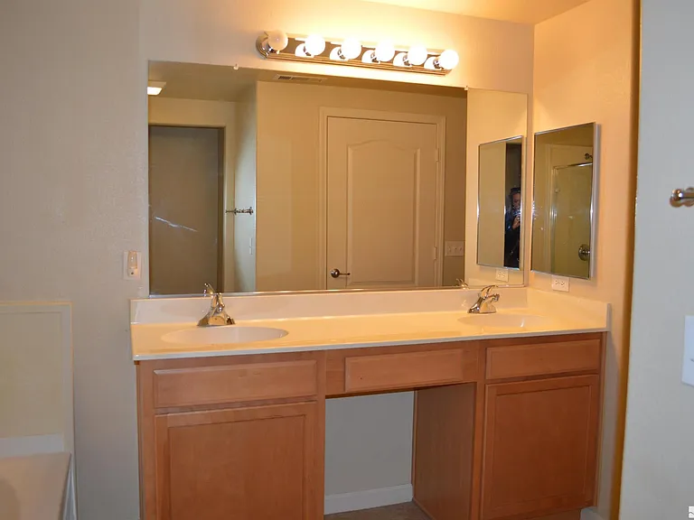 17000 Wedge Pkwy #1411 — Photo 12