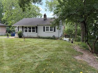 931 Mixtwood Rd, Ann Arbor, MI 48103
