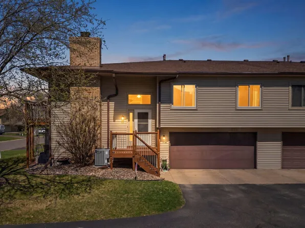 2337 Amberwood Dr, Woodbury, MN 55125