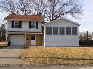 1058 Parkview Dr, Decatur, IN 46733