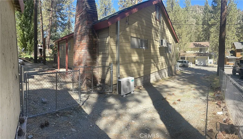 2 bed, 1104 sqft, $2,200 — Photo 4