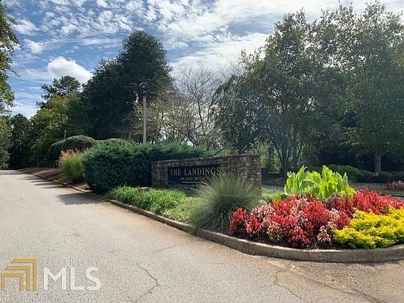 2nd image of 2950 Lake Park Dr #50