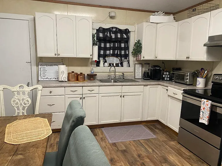 9743 Westbend — Photo 8