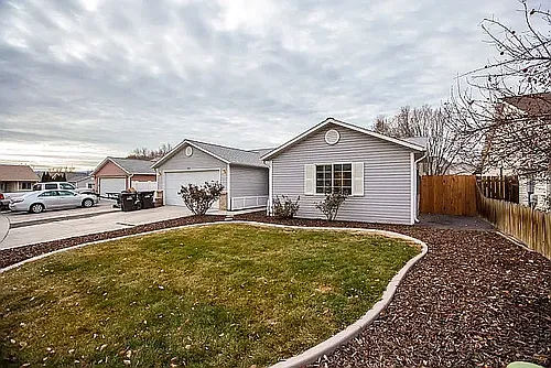 471 Gunnison Way Photo 1